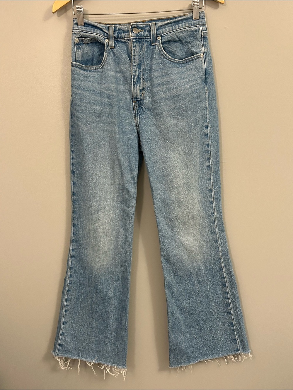 Levi's 70ās High Flare Size 27 Light Blue Flare Jeans with Raw Hem Premium